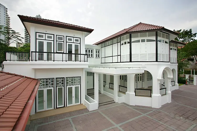 Good Class Bungalow